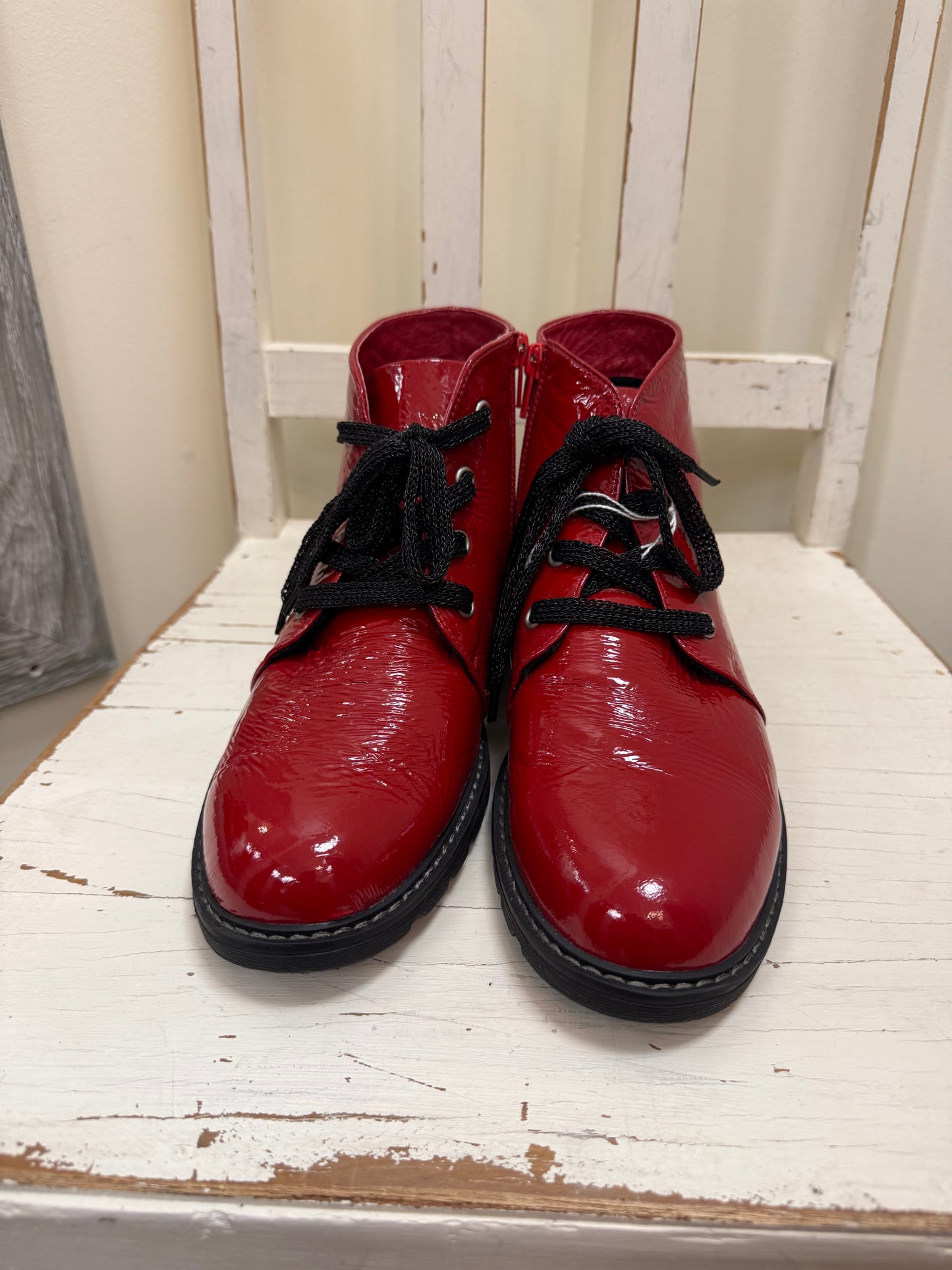 EOS Boots