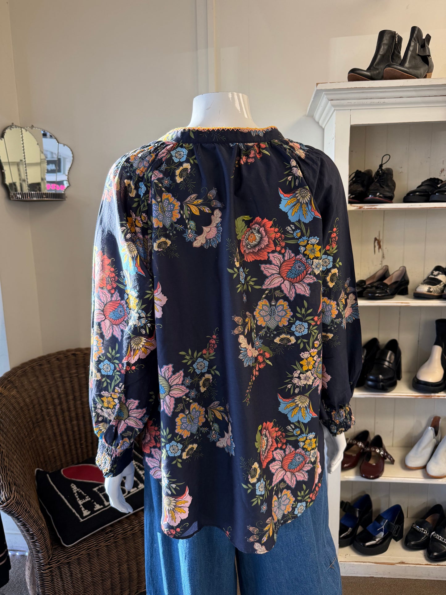 Loobies Story Top