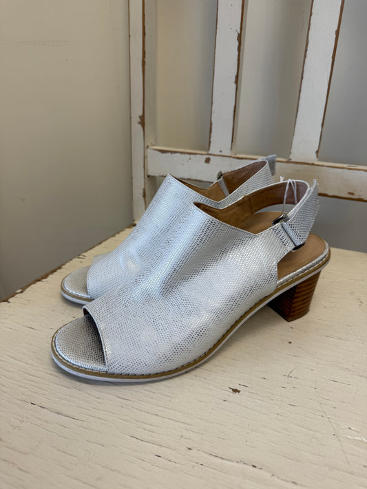 Django & Juliette Shoes