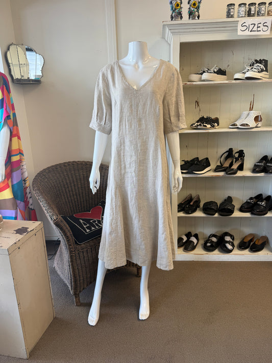 Verge Linen Dress