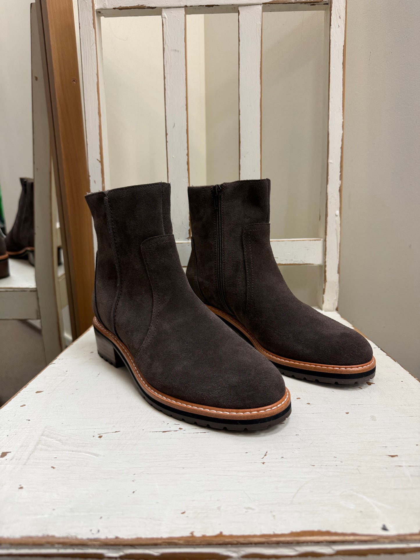 Isabella Anselmi Boots