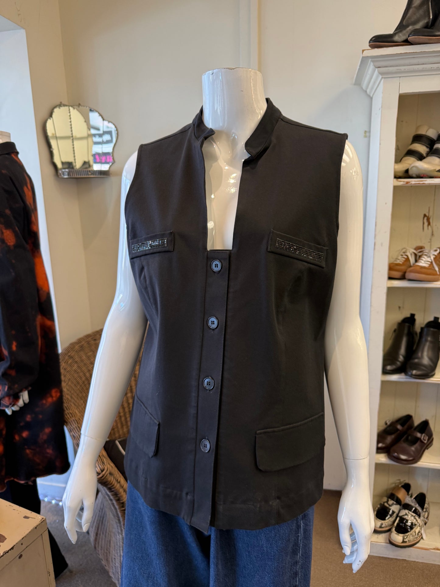 Repertoire Vest
