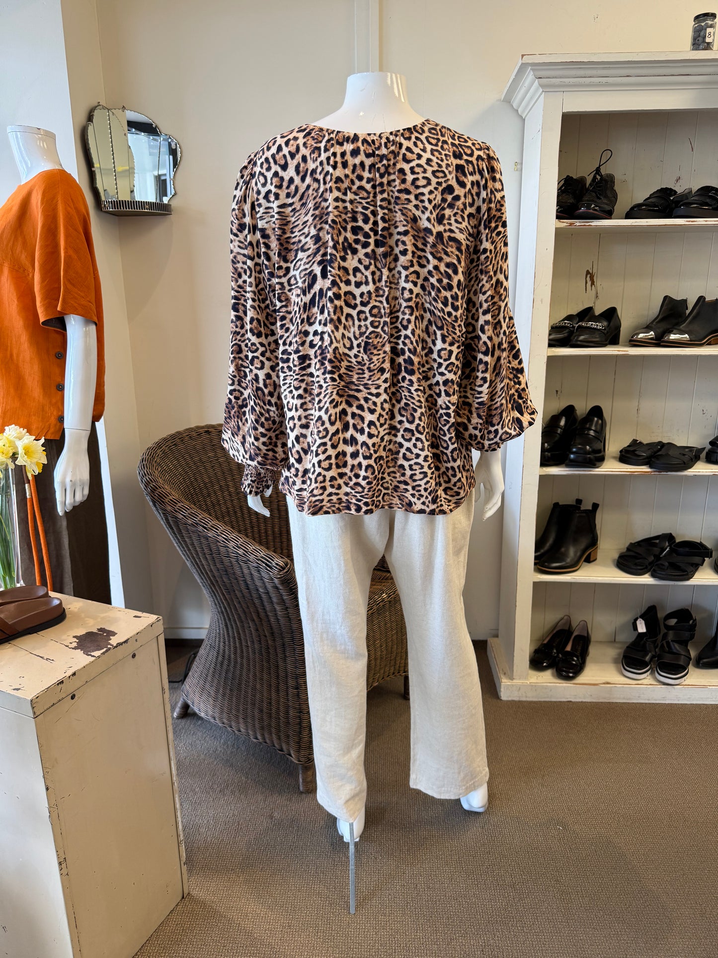 Eb + Ive Top