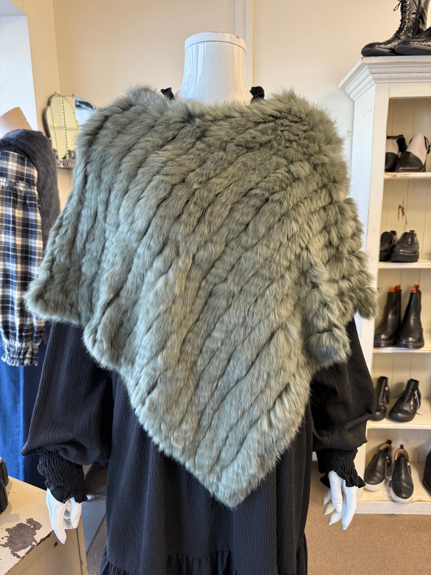 Loobies Story Faith Cape