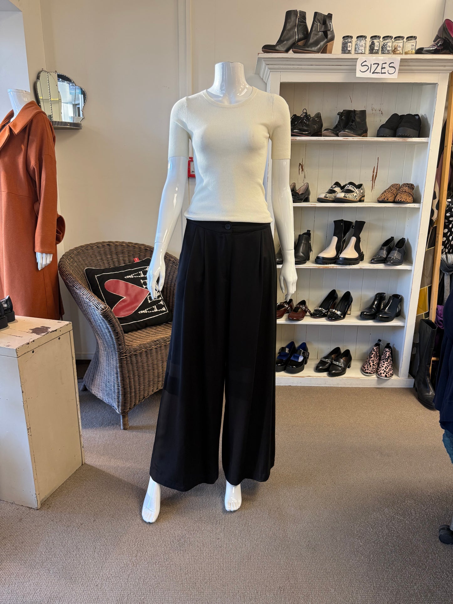 Nyne Pants