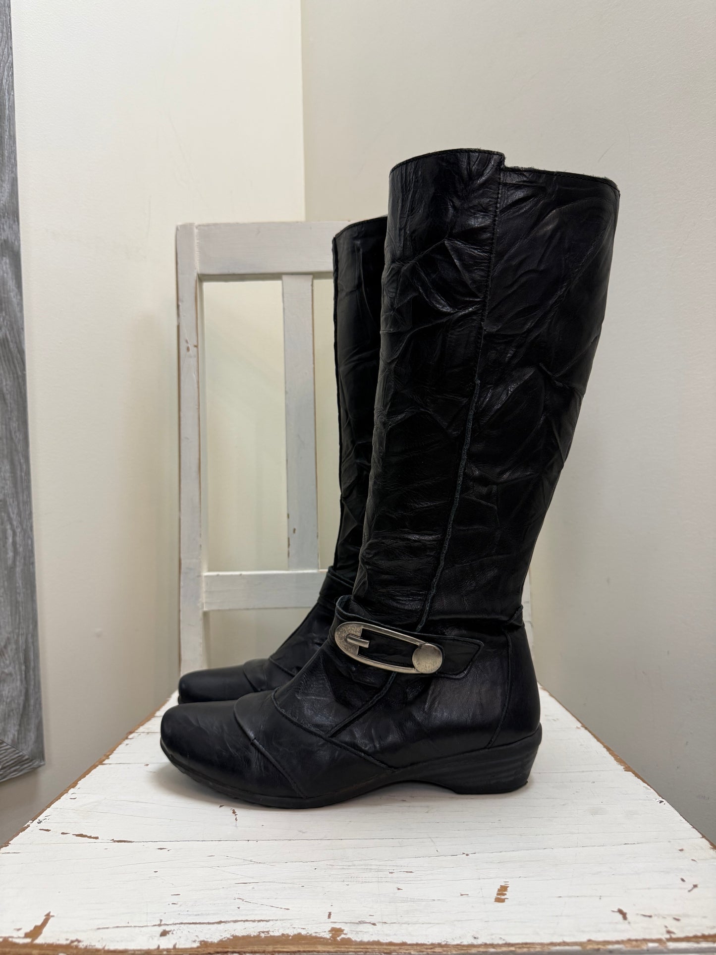 Hot Pulze Boots
