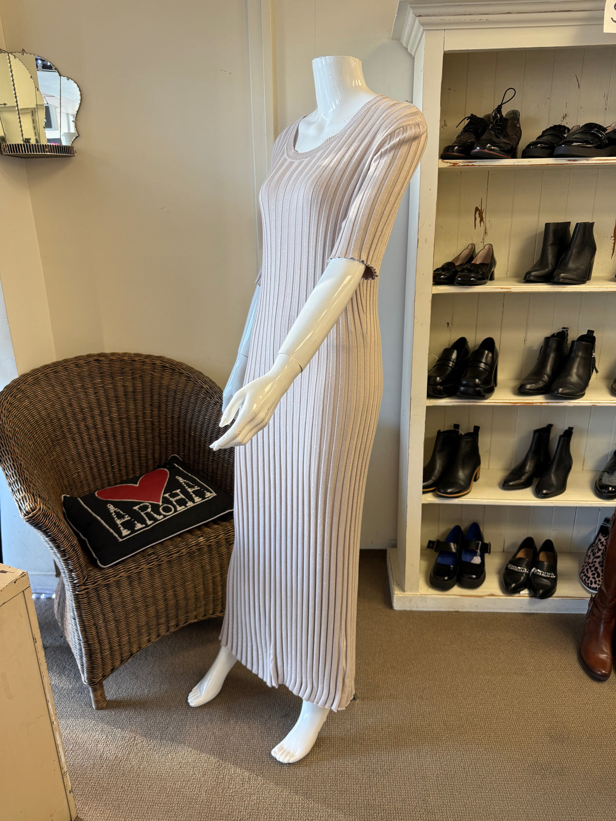 Decjuba Dress