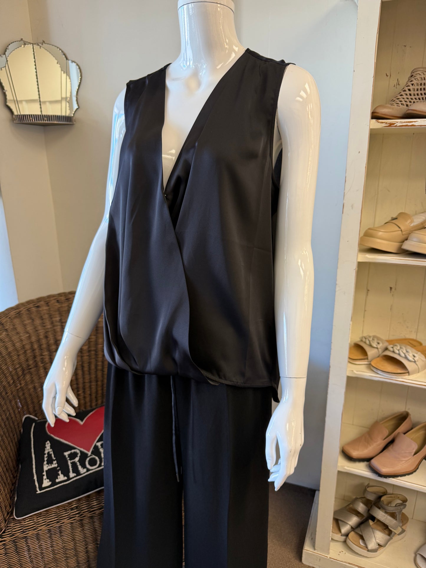 Witchery Top