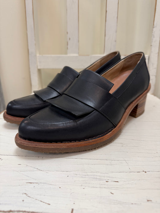 Neosens Shoes