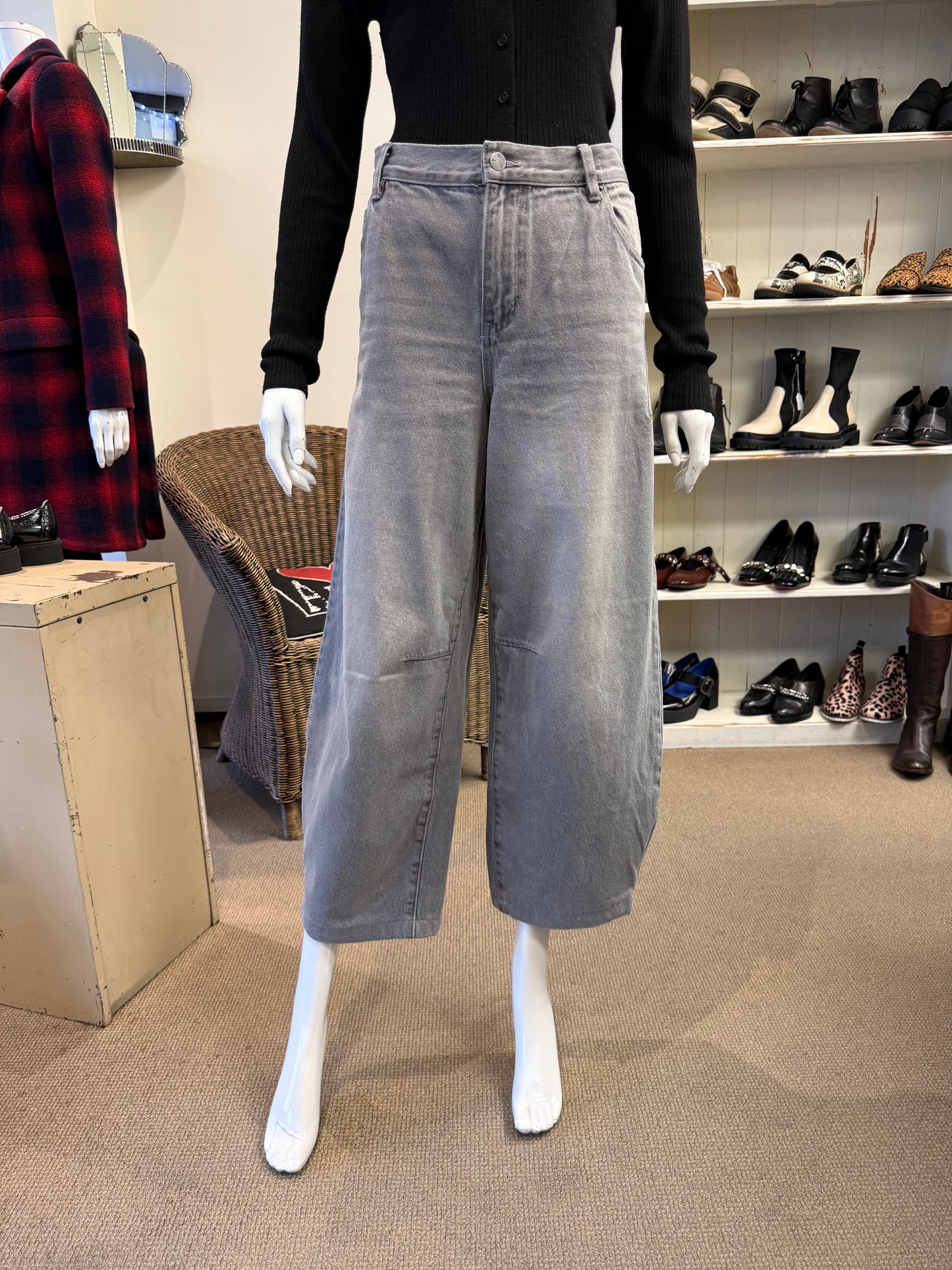 Max Barrel Jeans