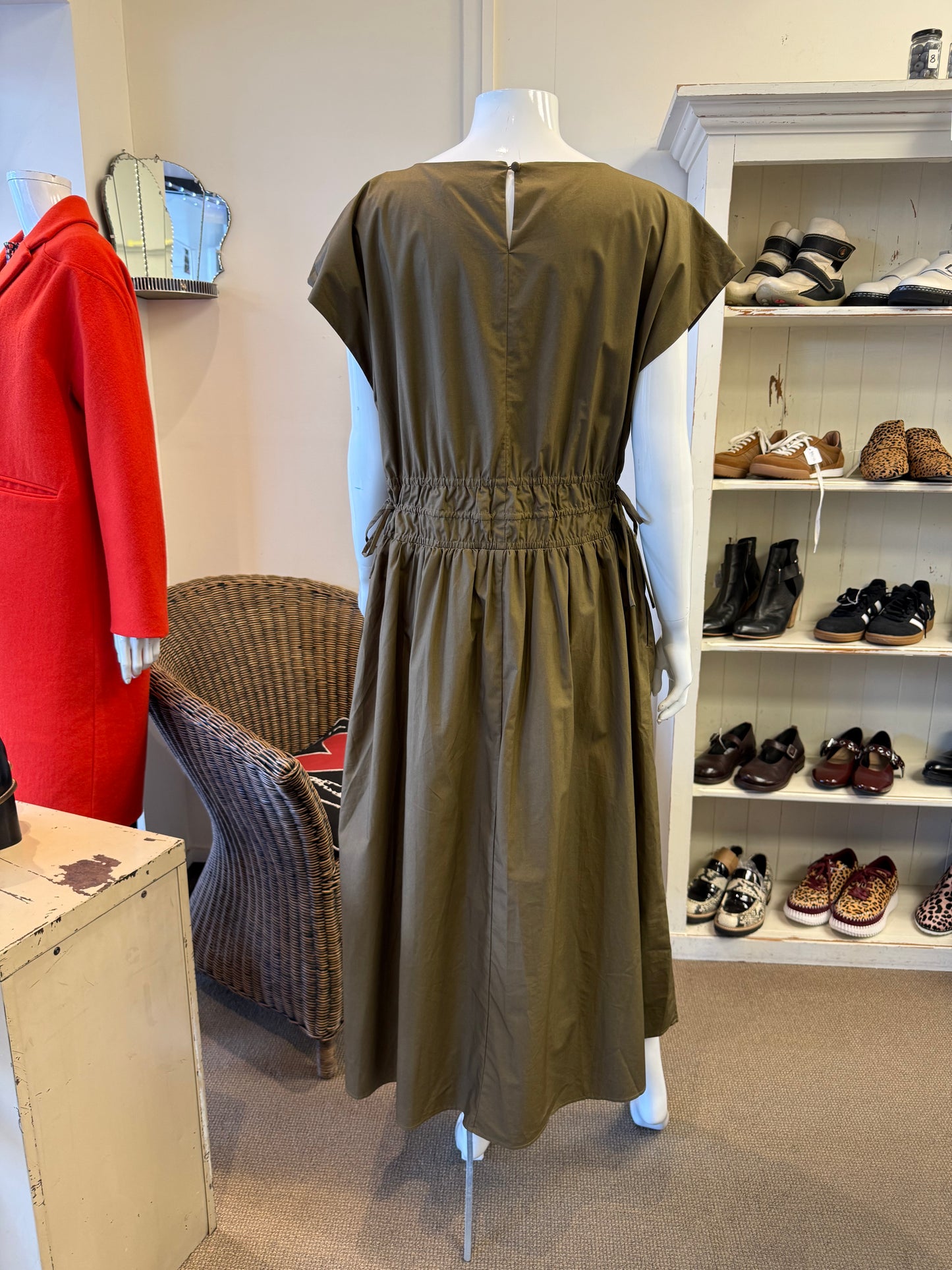Decjuba Dress