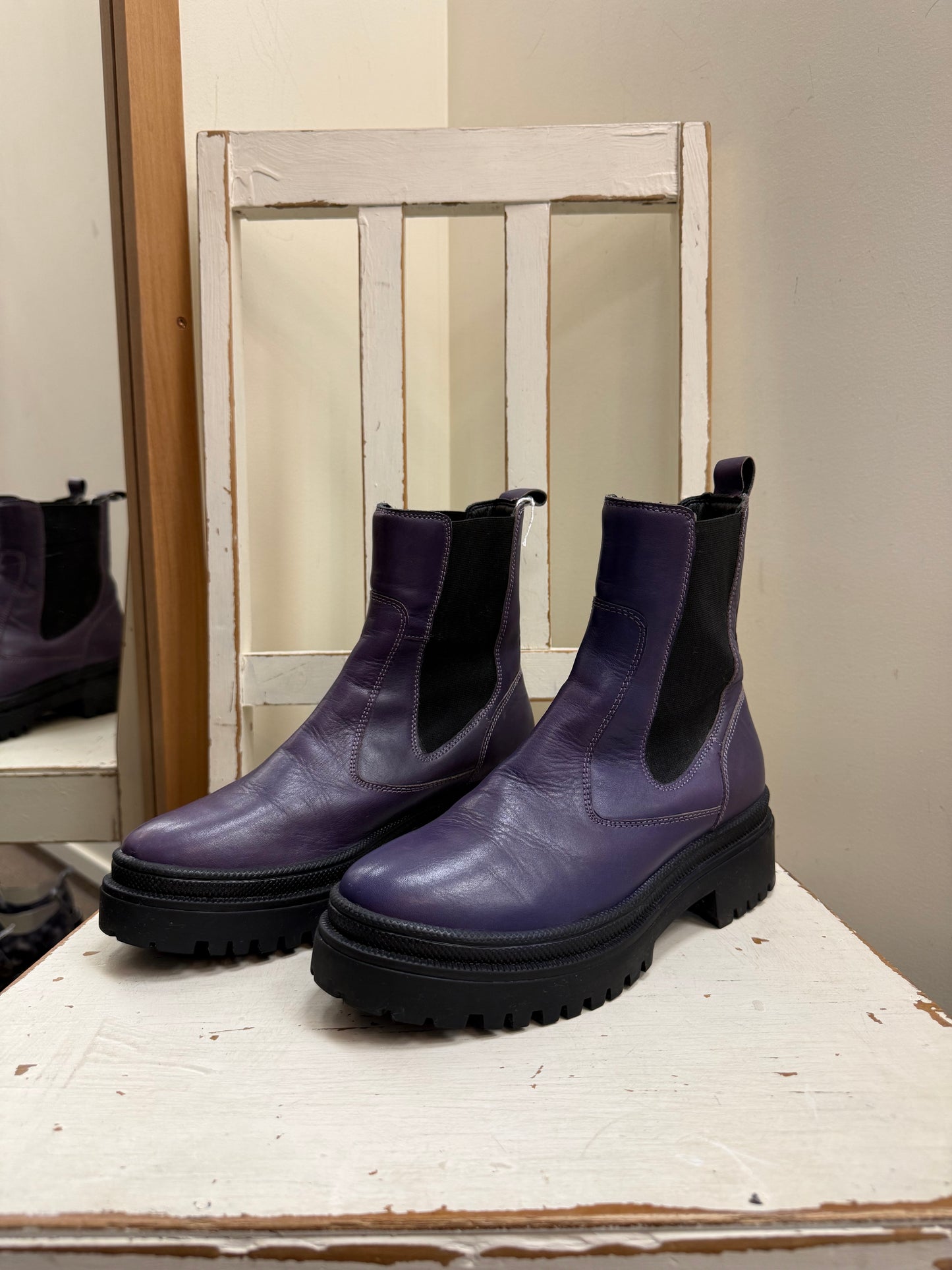 Le Sansa Boots