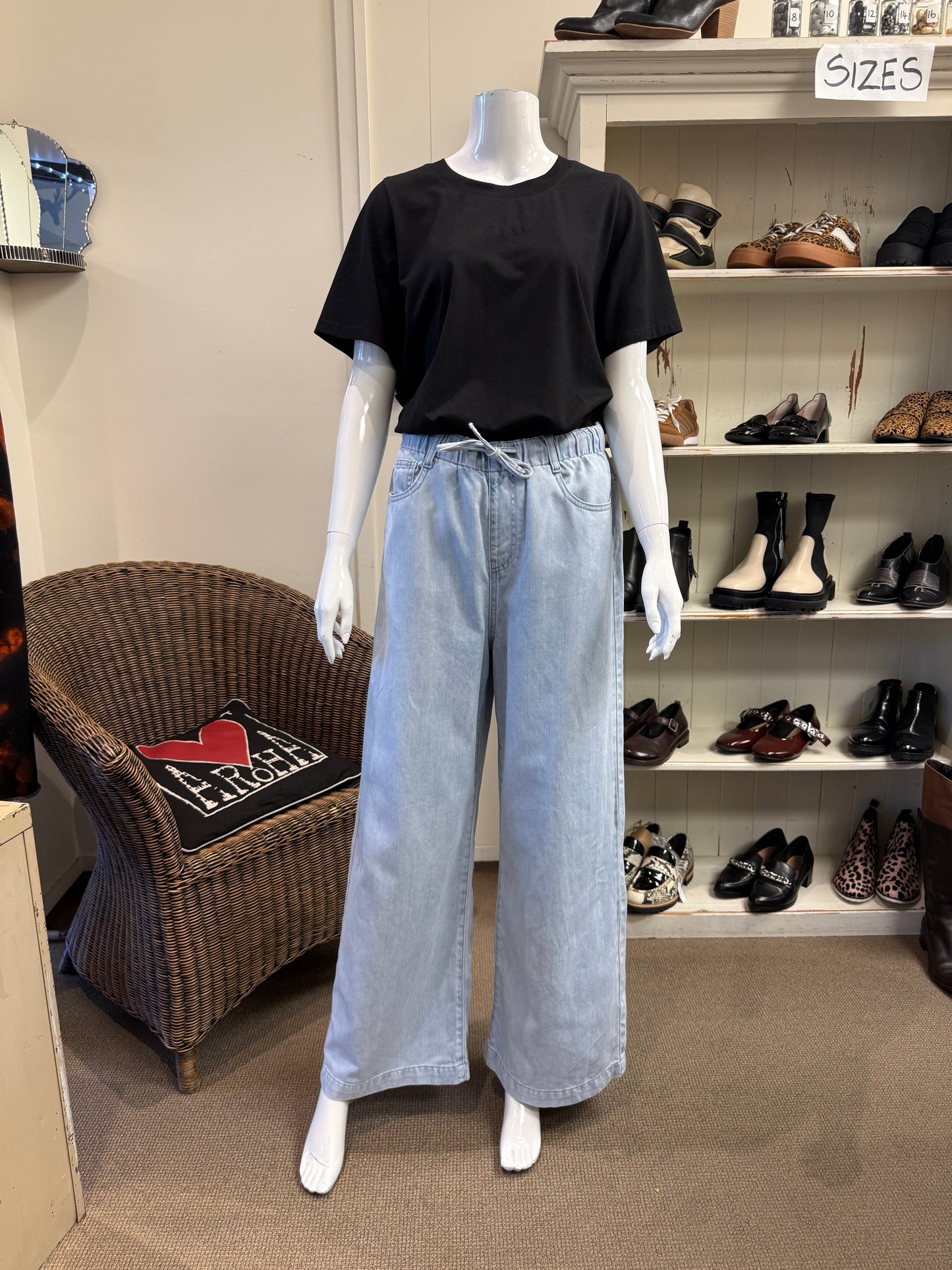 Moochi Jeans