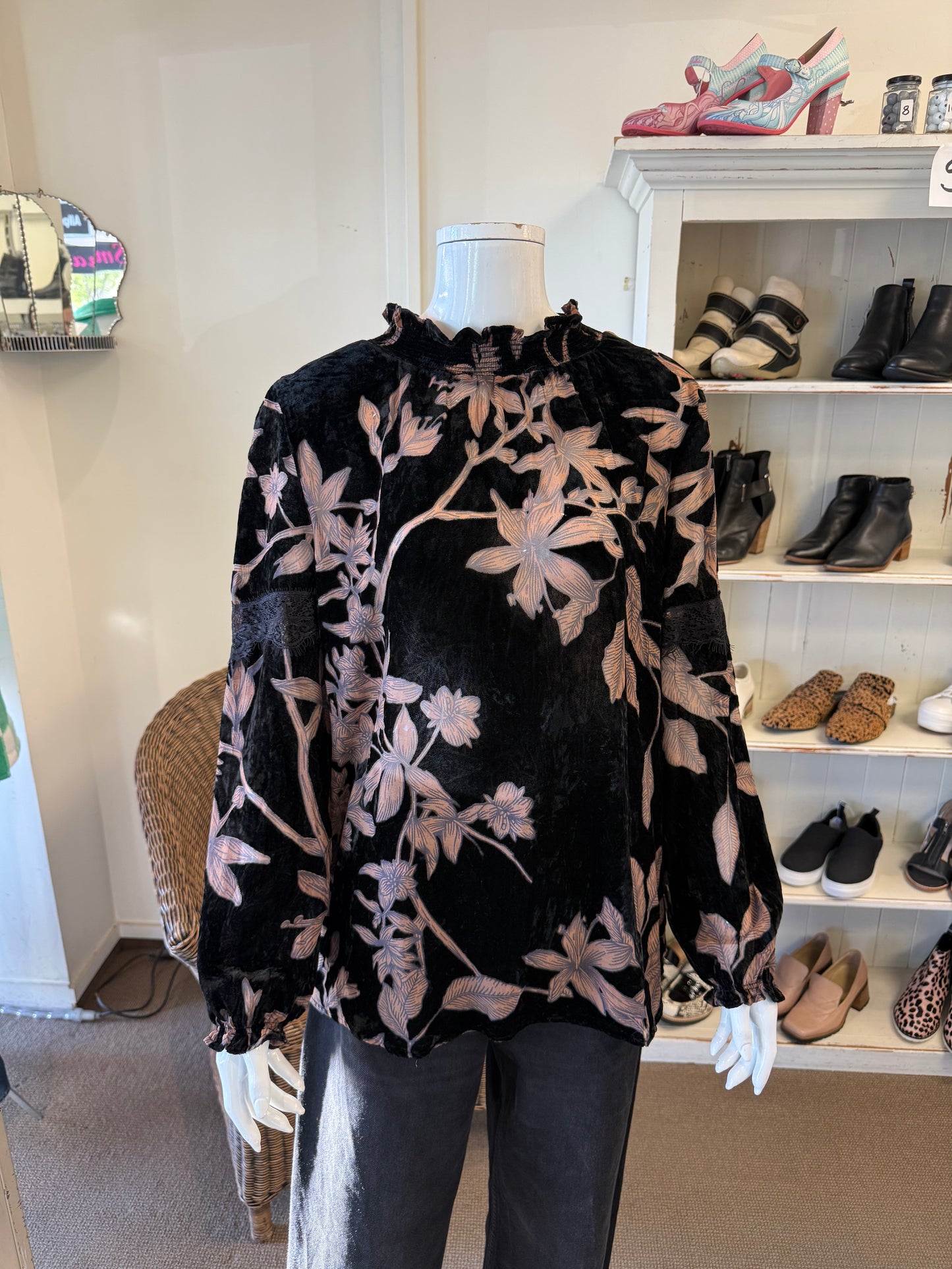 Drama The Label Top