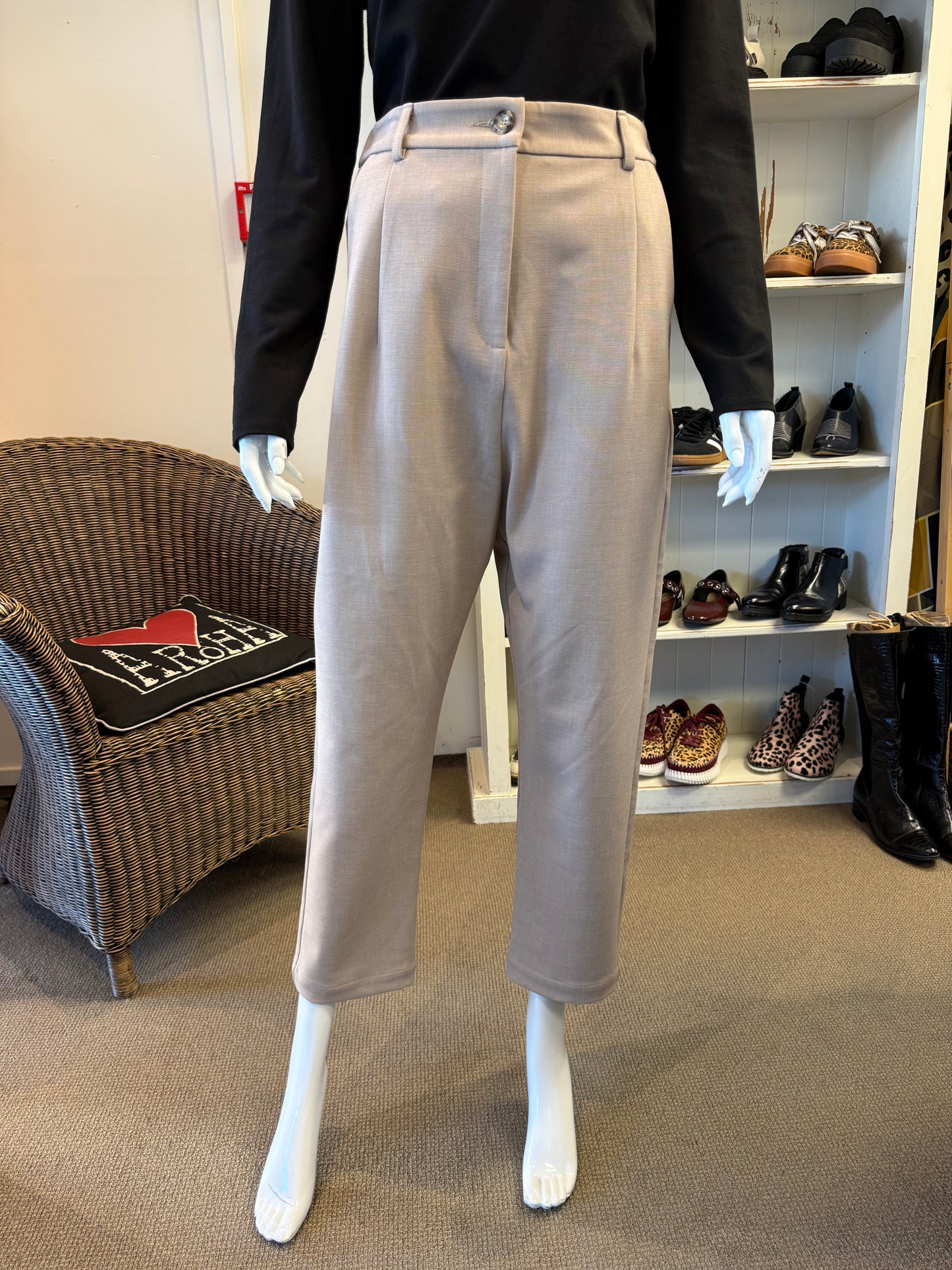 Moochi Pants