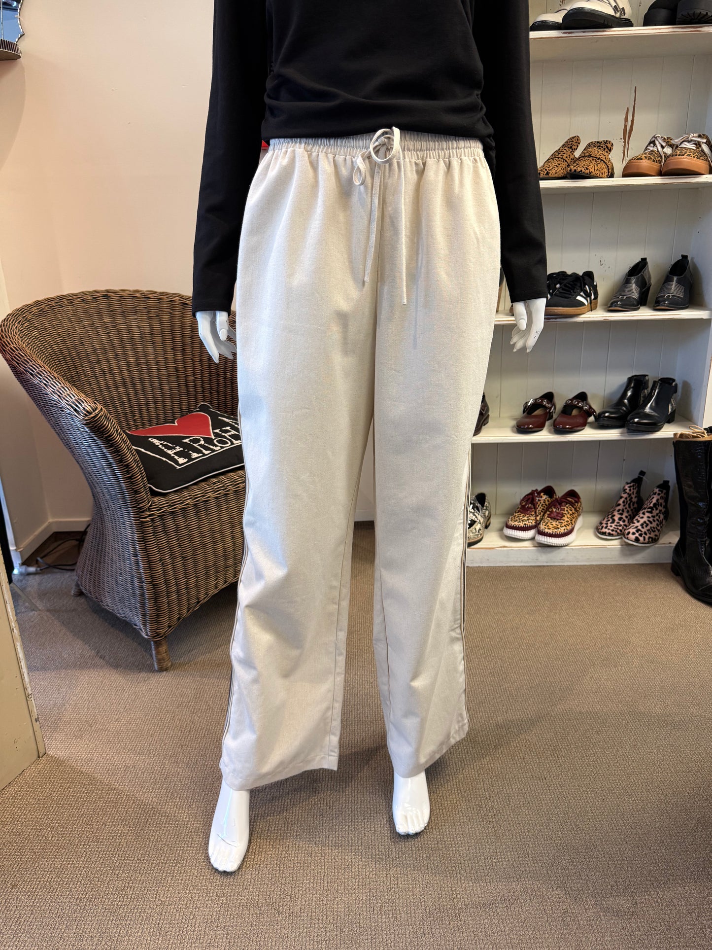 Silent Theory Pants