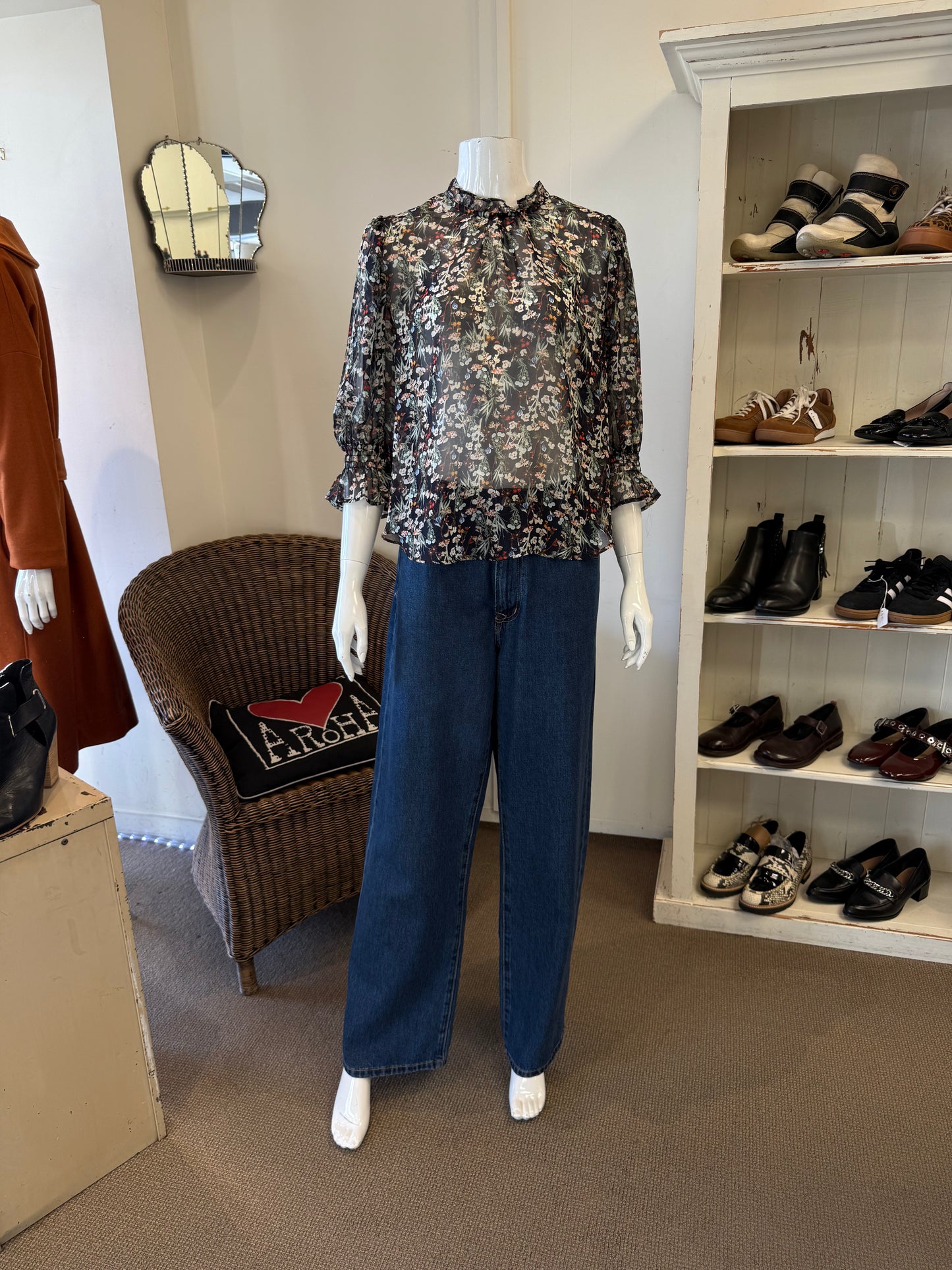 Seeking Lola Top