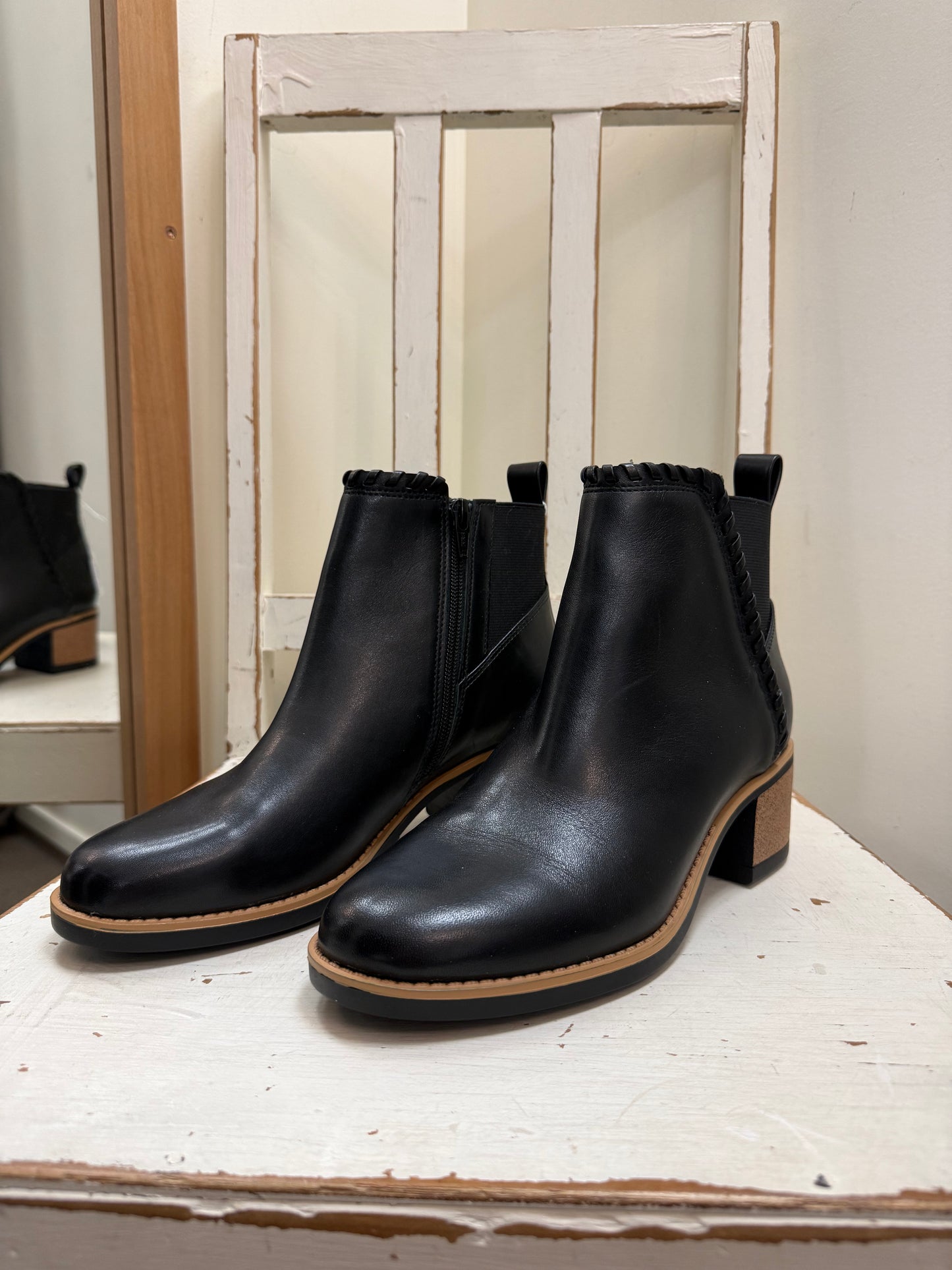 Isabella Anselmi Boots