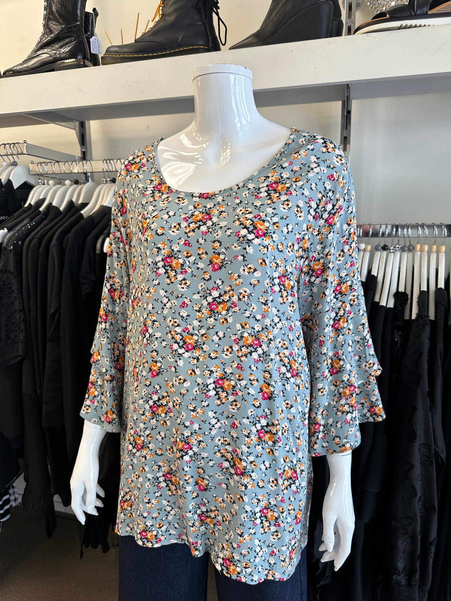 Lemon Tree Design Top