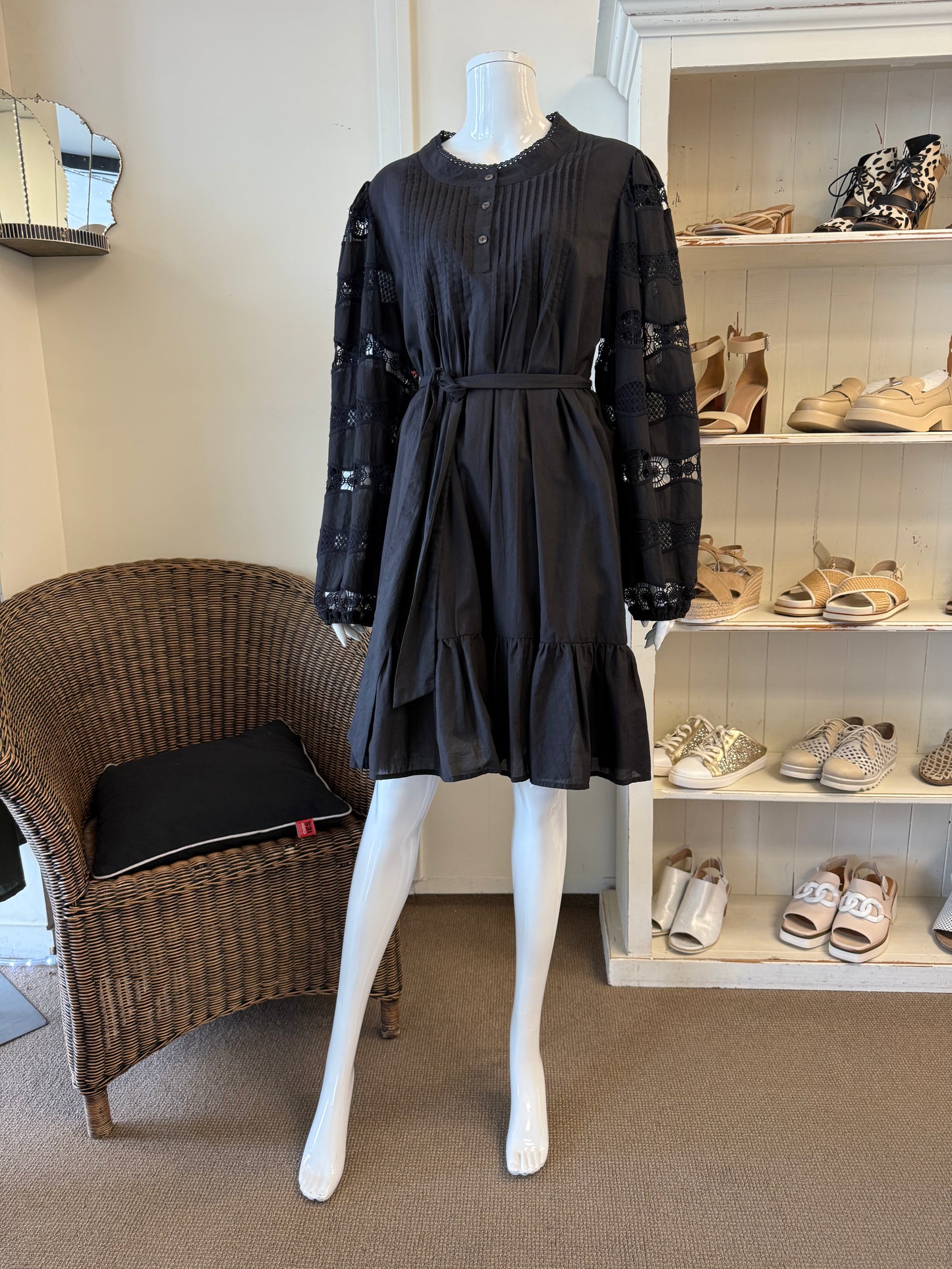 Drama Eliza Dress