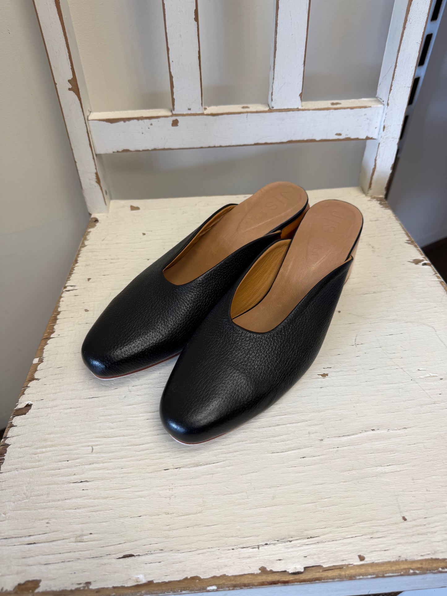 Max Shoes
