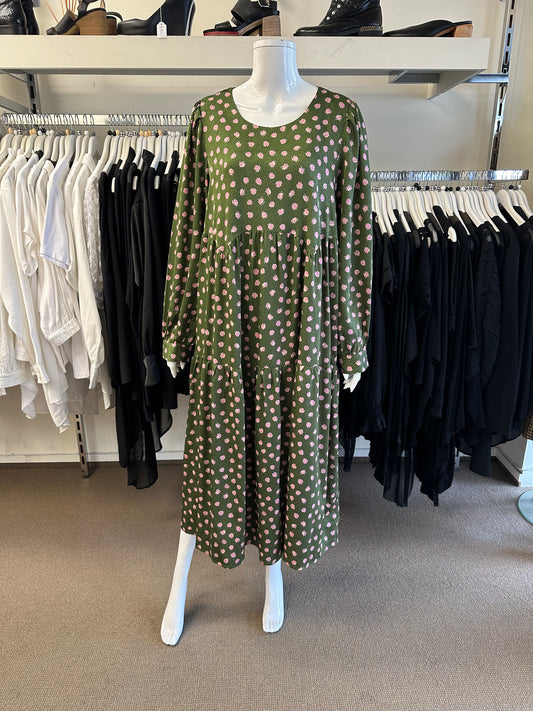 Leo + Be Dress, Size 12, Colour Green, Pink
