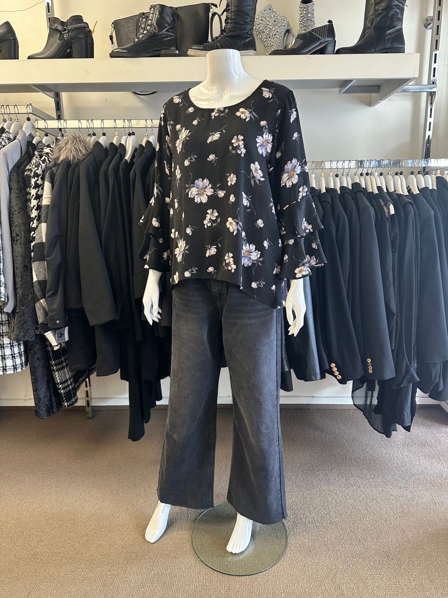 Seeking Lola Top