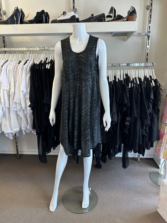Nom-d Dress