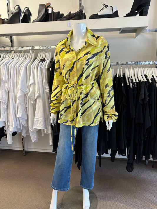 P E Nation Top