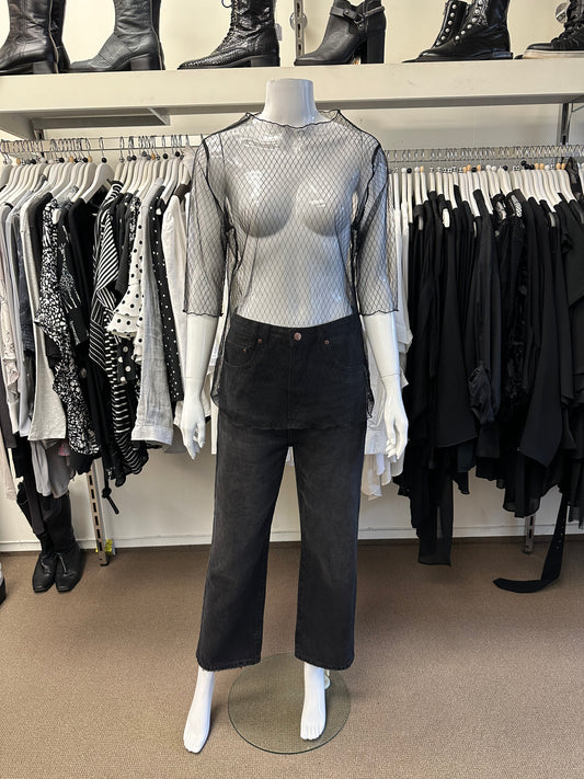 Net Black Top