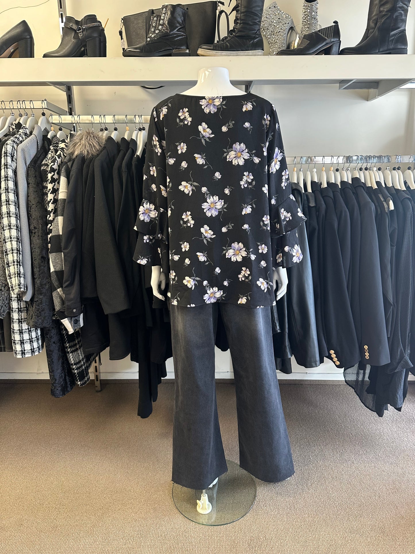 Seeking Lola Top