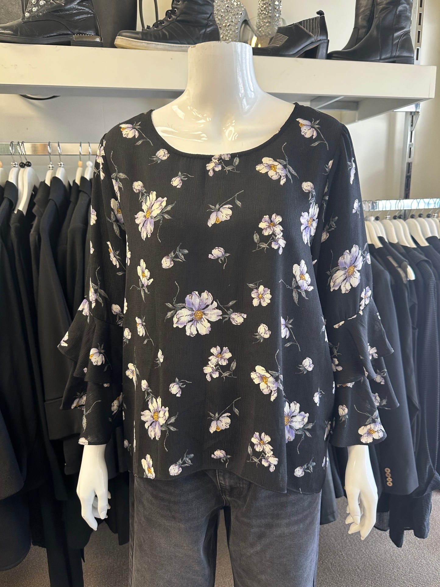 Seeking Lola Top