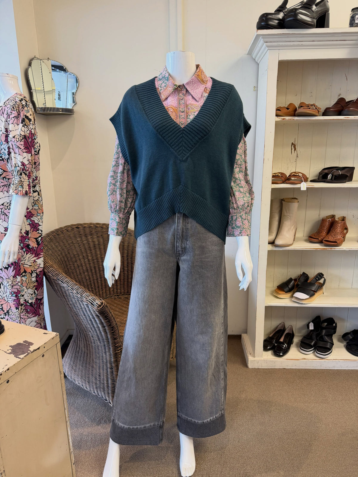 Moochi Vest